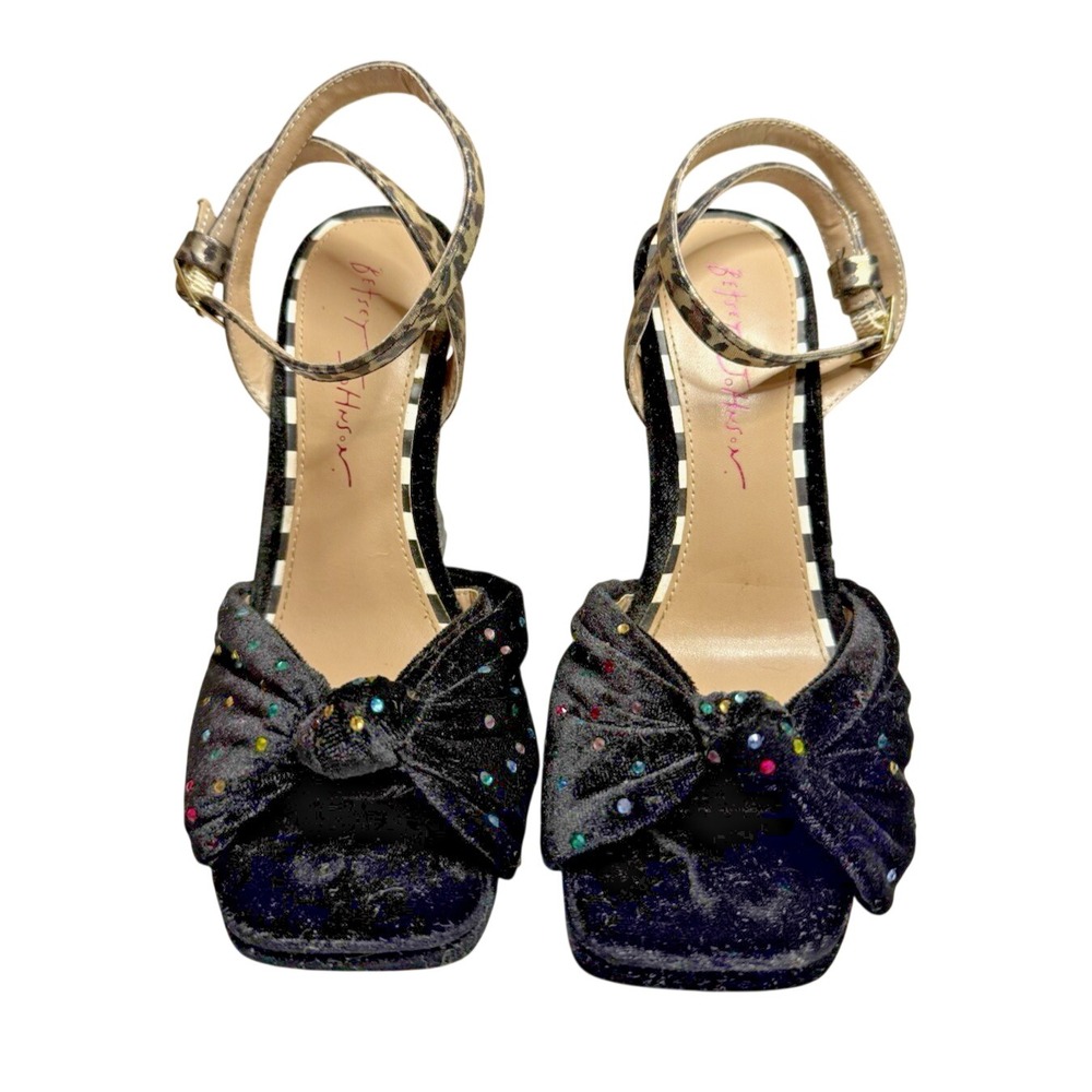 Betsey Johnson Alianna Black Velvet Rhinestone Bow Flared Heel Sandals 8M